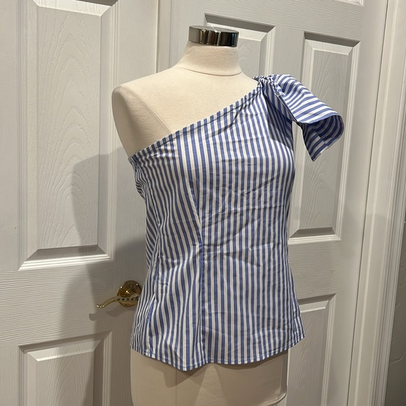 NWT NY & Company Striped One Shoulder Bow Top - Picture 2 of 13